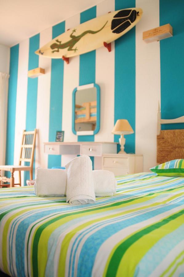 بيت شباب Jho'La Surf Camp Luz المظهر الخارجي الصورة